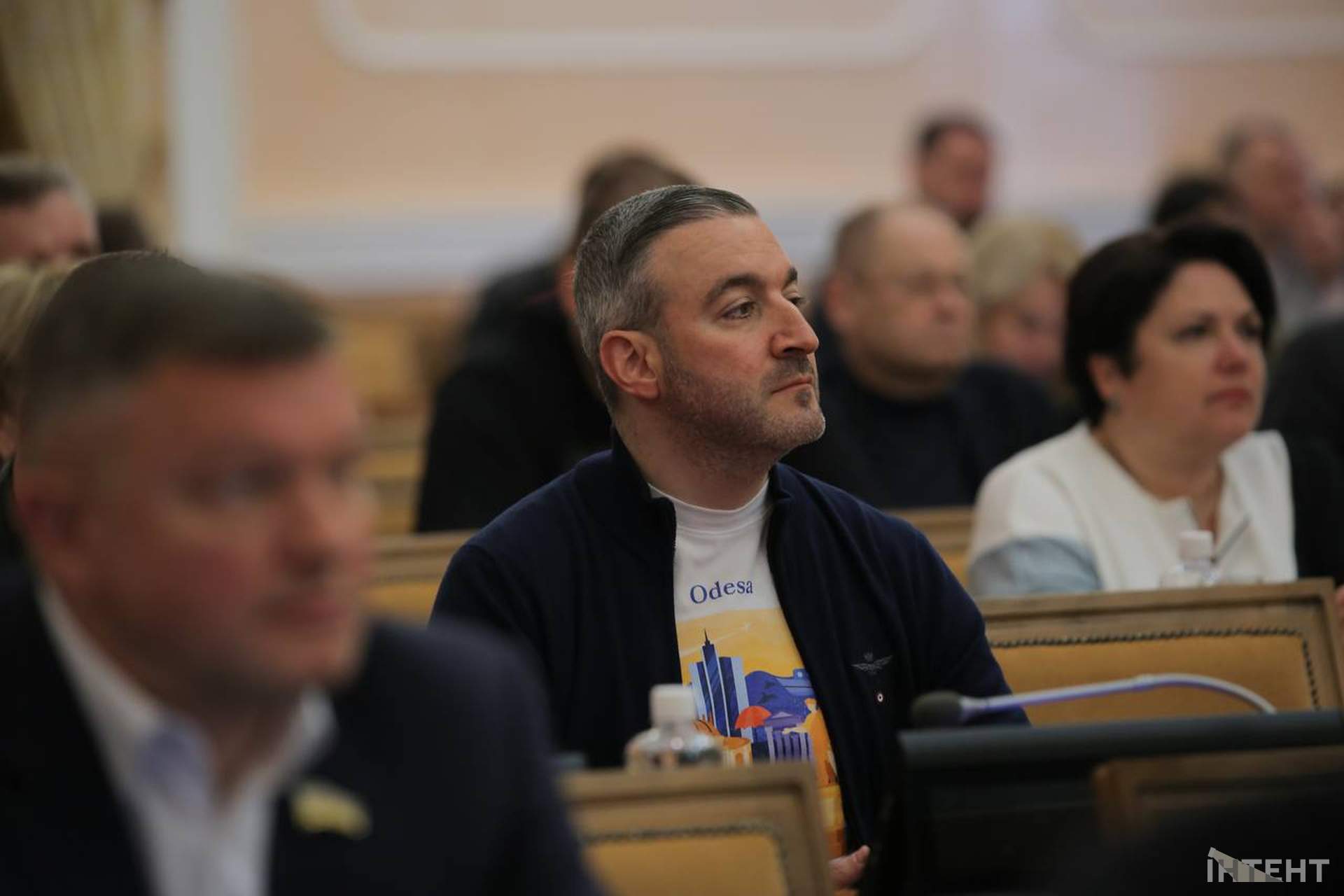 Зарплата мера й перейменування вулиць: сесія міської ради у світлинах