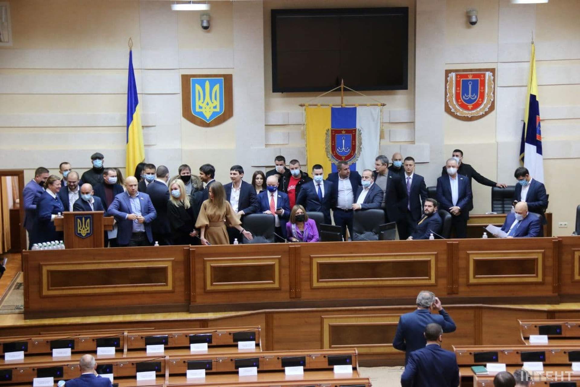 Перша сесія нової Одеської обласної ради в кадрах