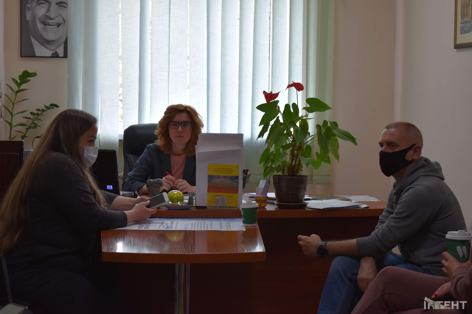 Екскурсія кабінетами "Суспільного": поєднання різних епох одеського телебачення