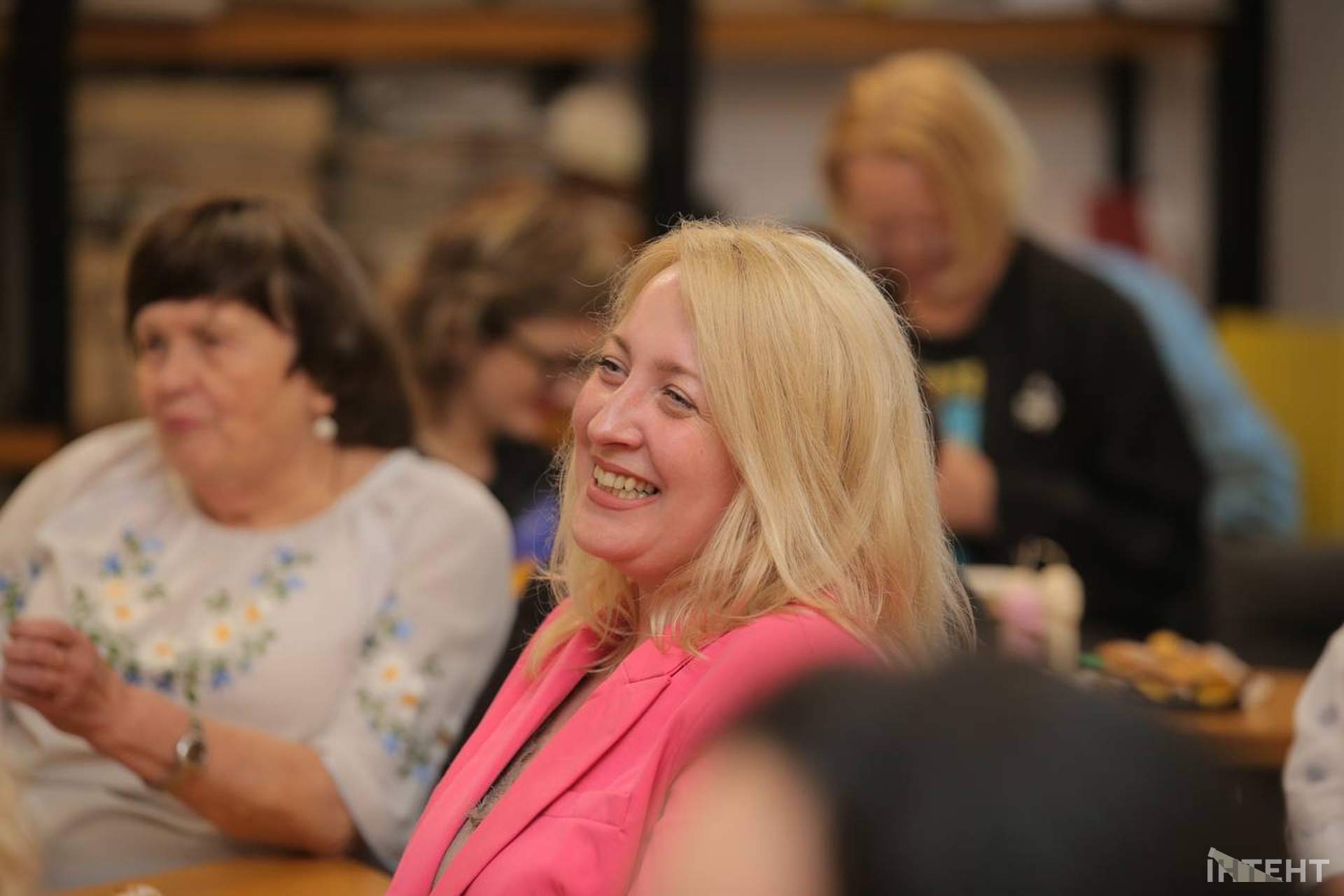 В Одесі жінки говорили з гумором про серйозне