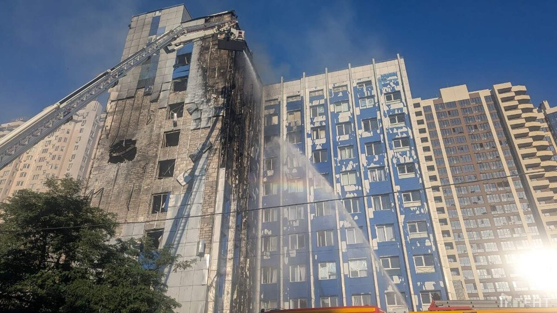 Росіяни влучили в адмінбудівлю в центрі Одеси