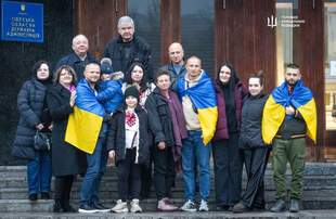 Освобожденные из плена хуситов моряки вернулись в Одессу