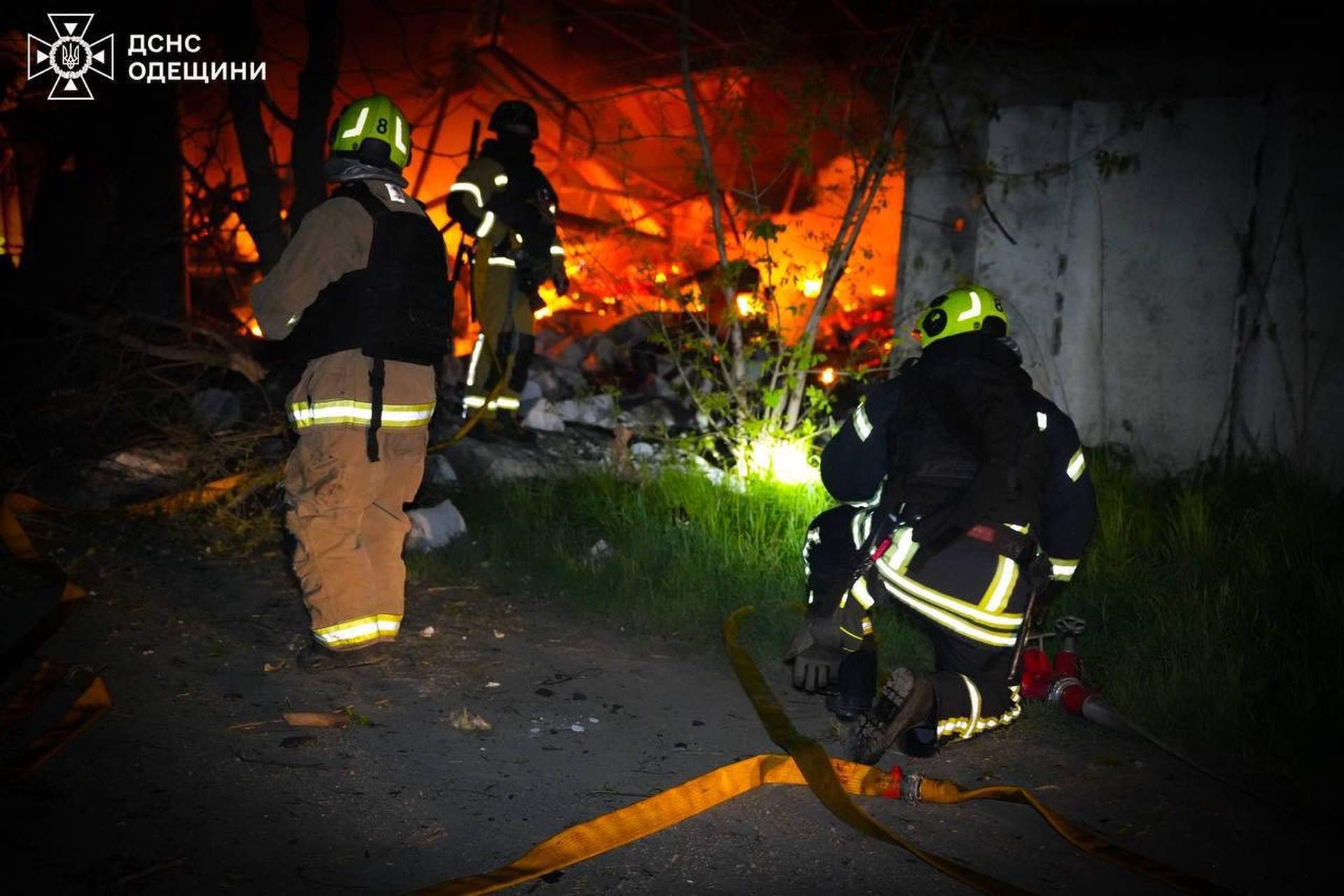 На Одещині російський дрон поцілив у резервуари з олією