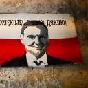 Під мостом в Одесі показали самогубство путіна та як Єльцин вигадував рф