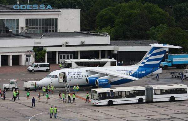 Одесский аэропорт заплатит более двух миллионов за уборку снега