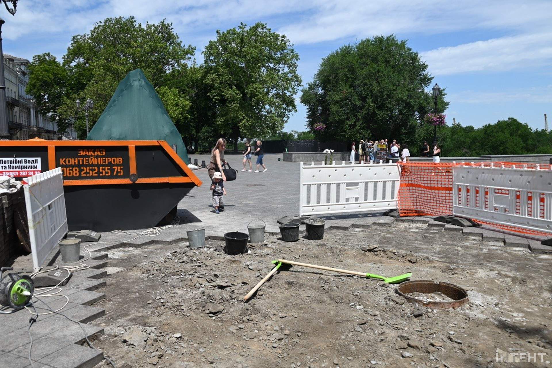 Археологи повернулися до розкопок на Приморському бульварі