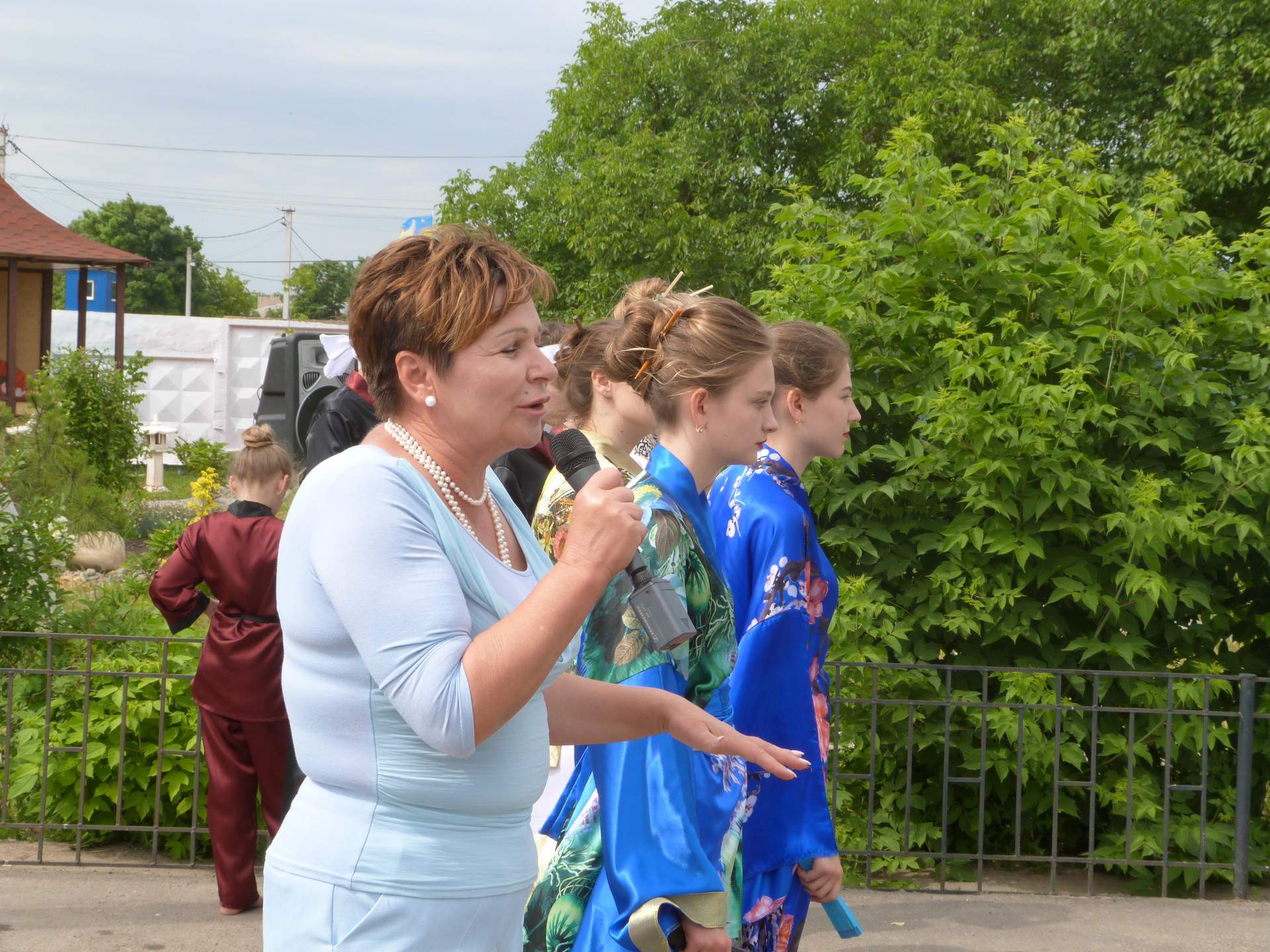 Під час фестивалю вуличного мистецтва у Доброславі відкрили металеву "перлинку"