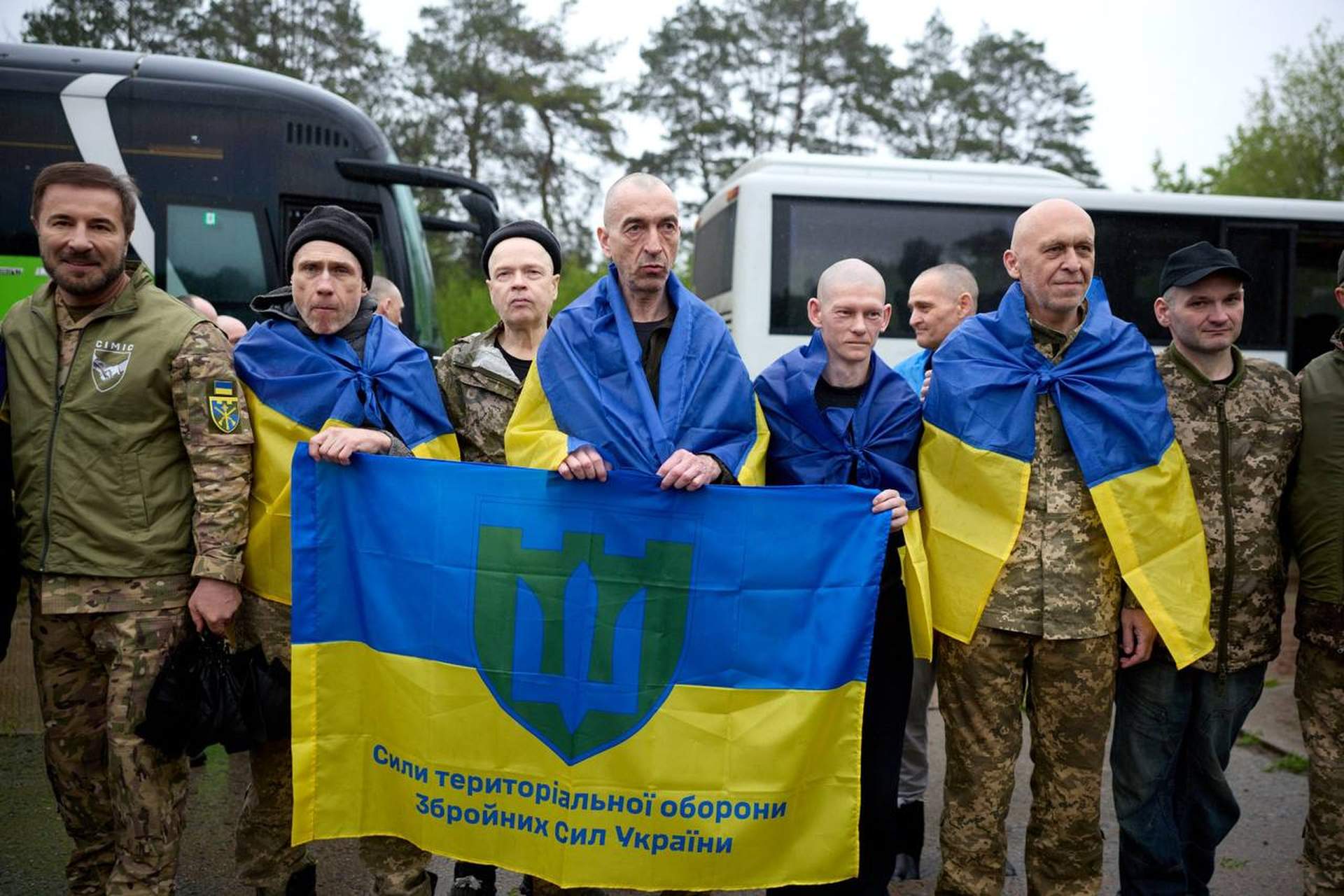 З полону повернули 205 українських військових
