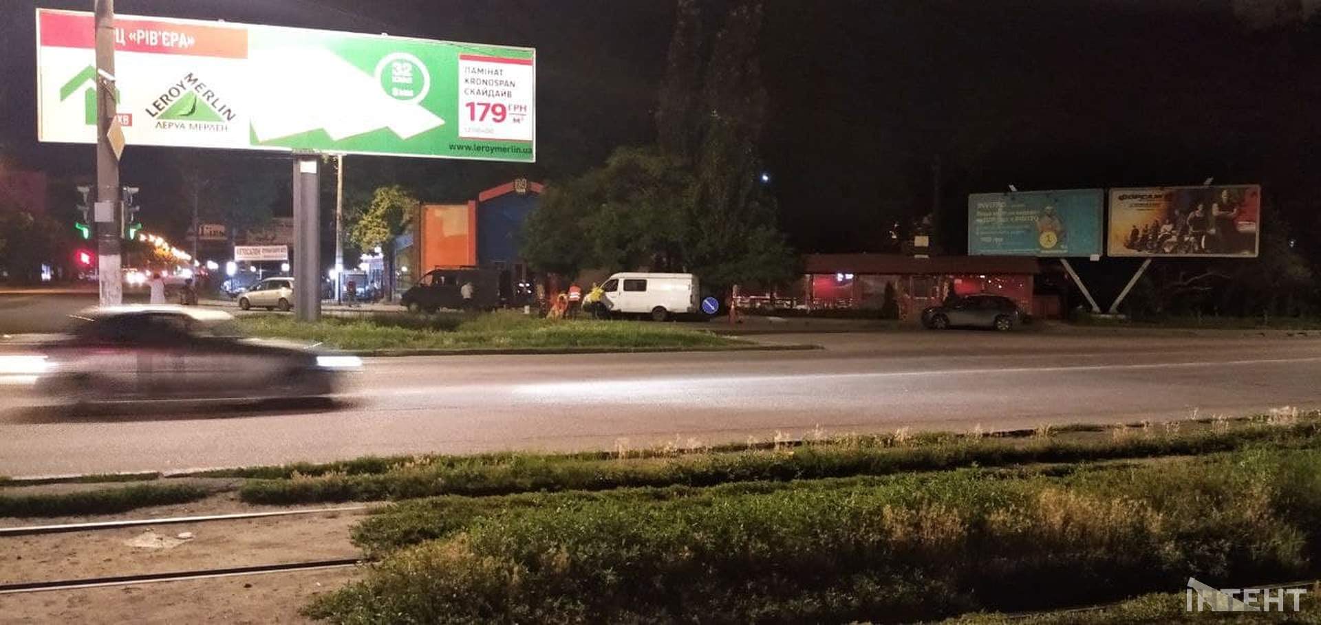 Як на перехресті Заболотного та Добровольського круговий рух облаштували