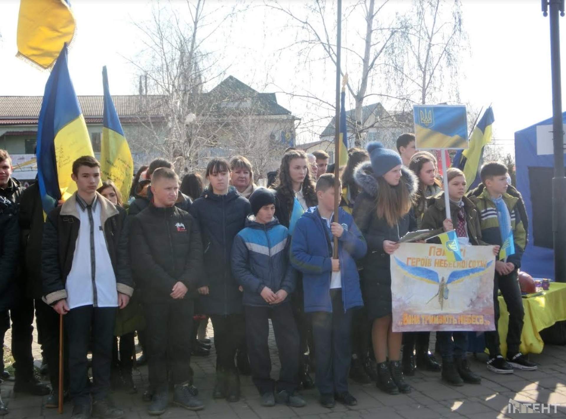 В Роздільній відбувся мітинг-реквієм пам’яті Героїв Небесної Сотні