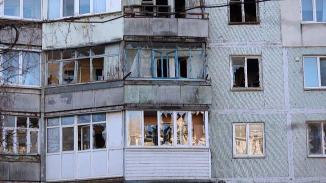 Последствия атаки в Херсоне. ФОТО: npu.gov.ua