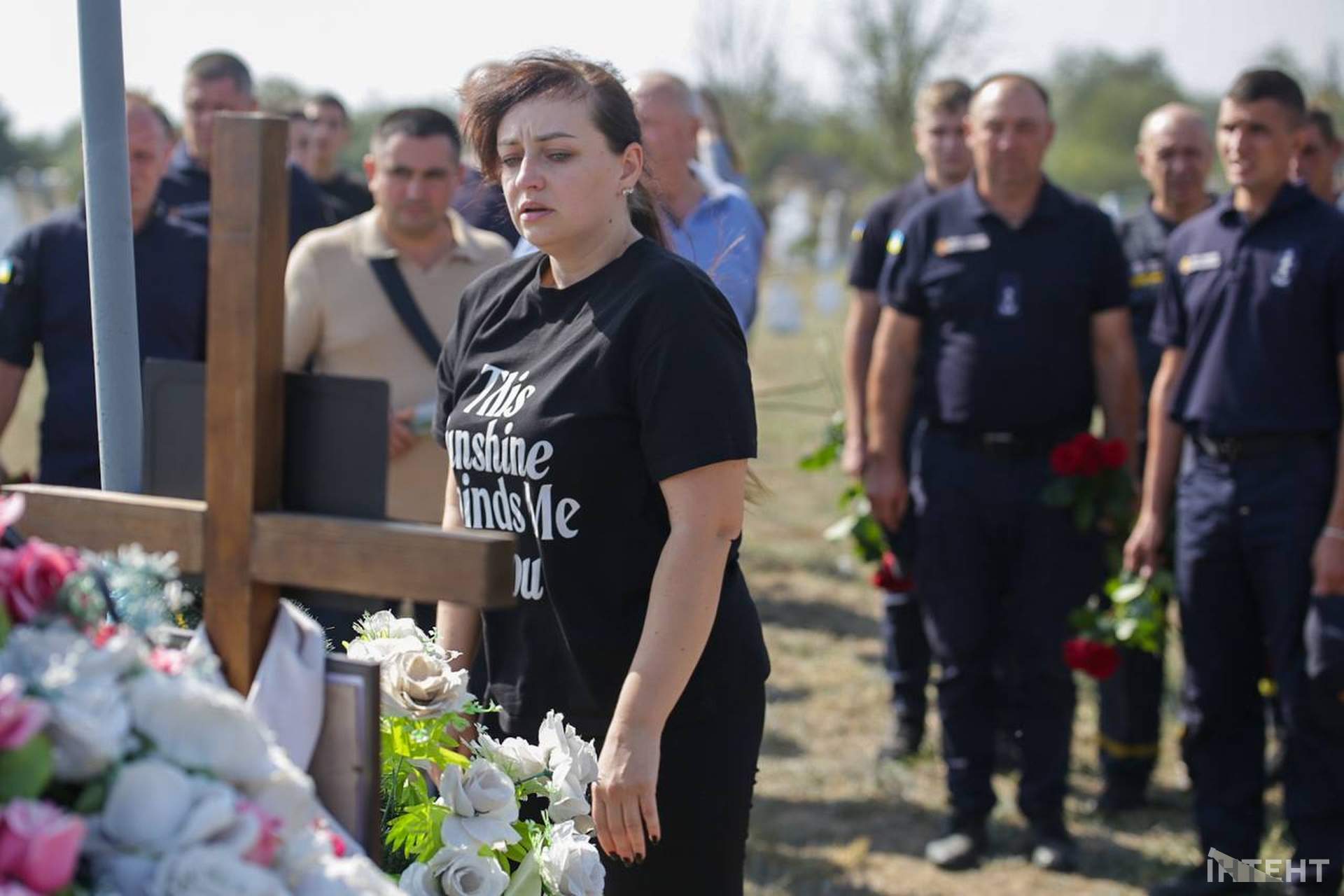 Рятувальники Одещини замінили таблички на вулиці, названій на честь загиблого колеги