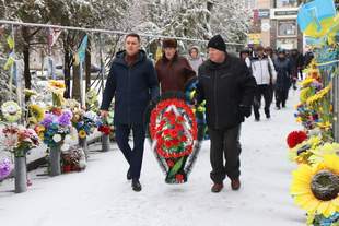 Voznesensk Community Honors Combat Veterans Amid Controversial Contracts