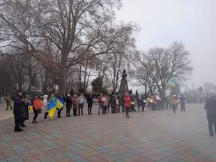 Одесити вийшли на 21 щосуботню акцію "Гроші на ЗСУ"