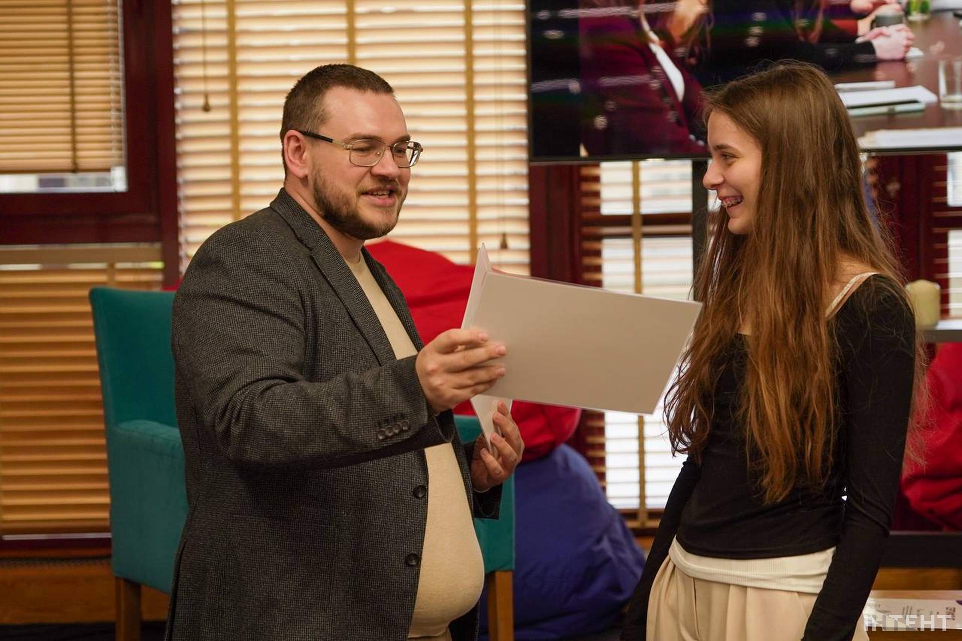 Інтент випустив перших студентів власної медіашколи