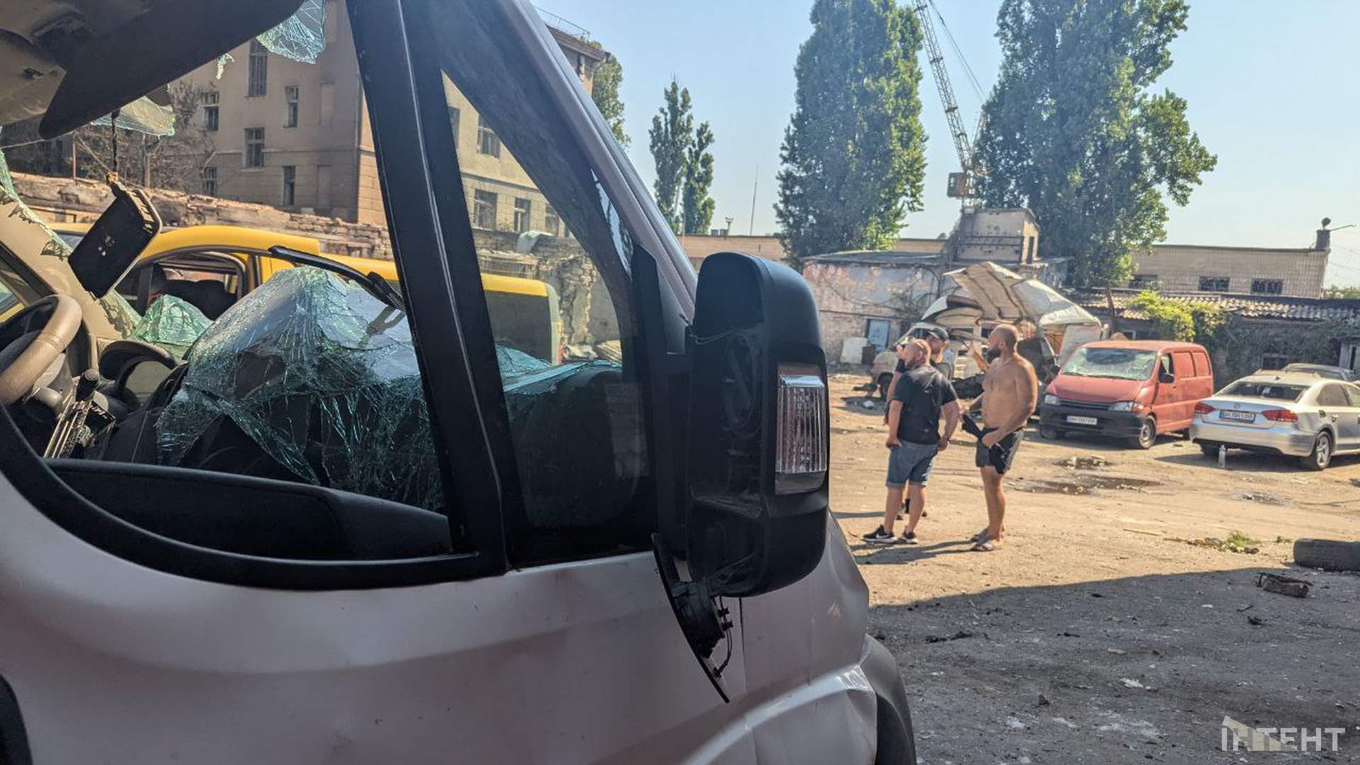 Пожежі та смерть: росіяни вночі атакували Одесу дронами