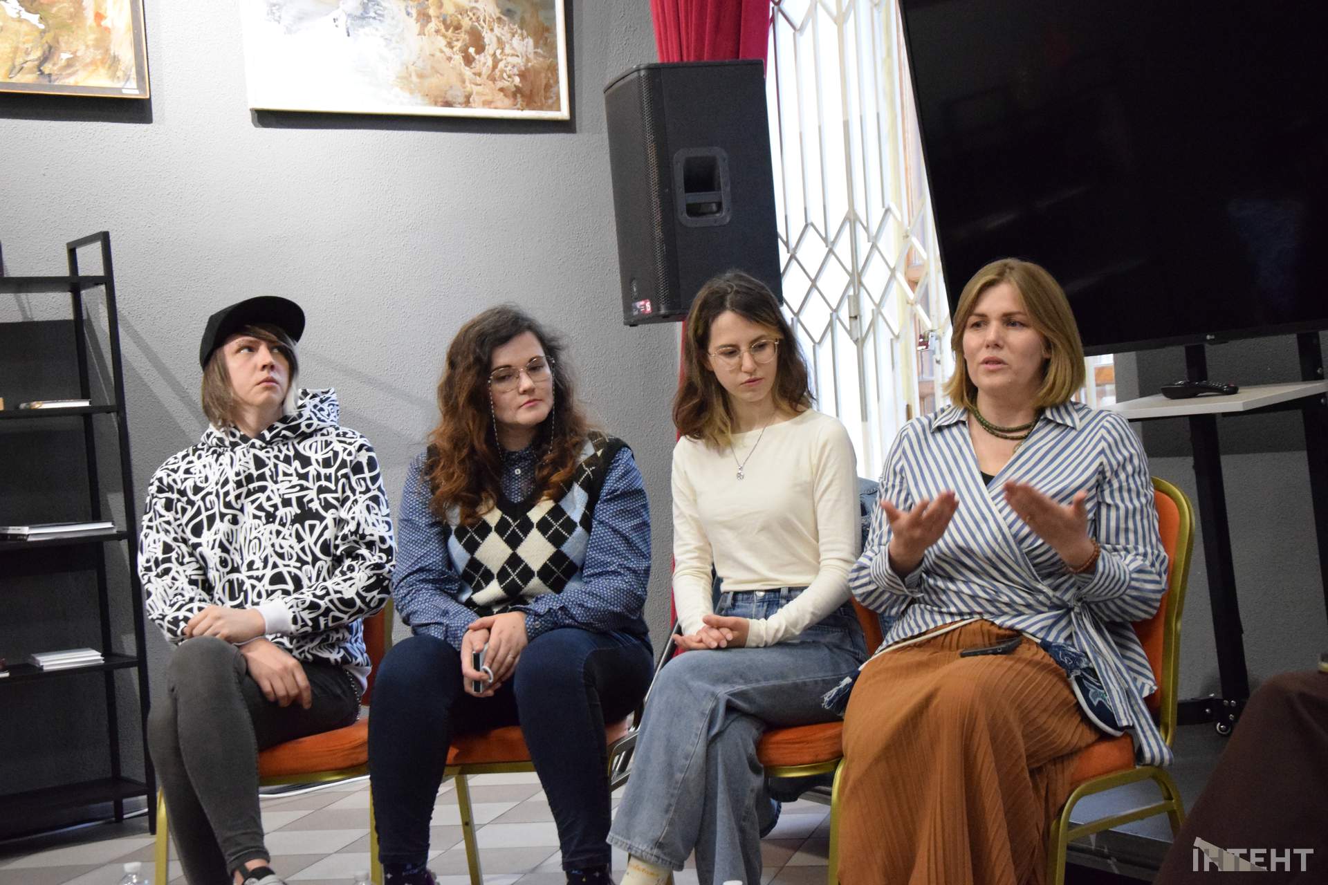 В Одесі говорили про репрезентацію квірів та жінок на сторінках сучасних українських книжок