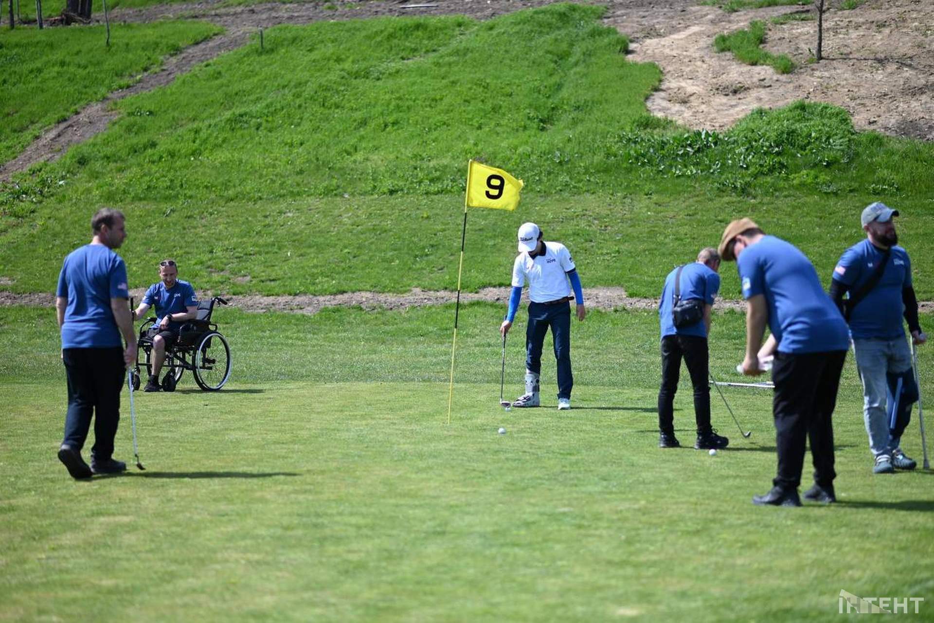 Одеських ветеранів познайомили з улюбленою грою Трампа